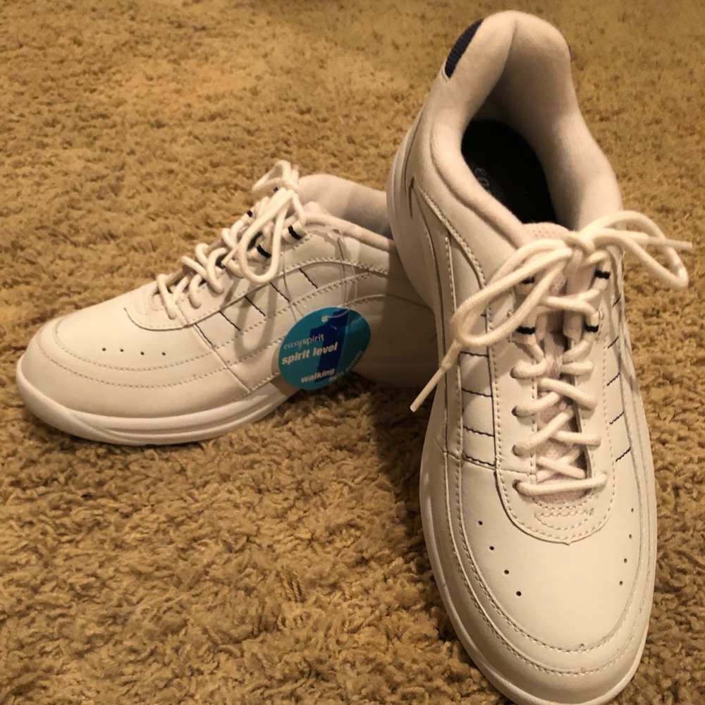 Easy Spirit spirit level 1 walking tennis shoe NWT